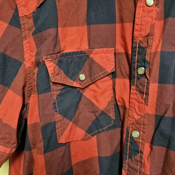 NEVADA Men's Red Plaid Shirt Short Sleeves Casual Shirts Size Large (42-44) - Picture 4 of 13
